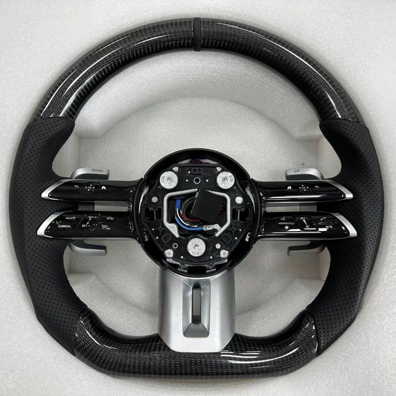 Accessori in Pelle e Fibra di  - Car Accessories Mercedes recensione e prezzo